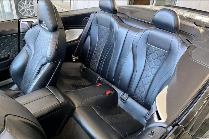 Used 2022 BMW M8 Cabriolet CompetitionImage 25