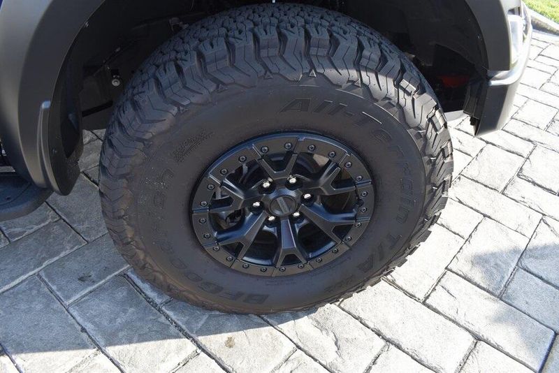 Used 2023 Ford F-150 Raptor RImage 4