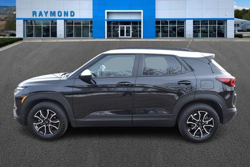 Used 2025 Chevrolet TrailBlazer ActivImage 7