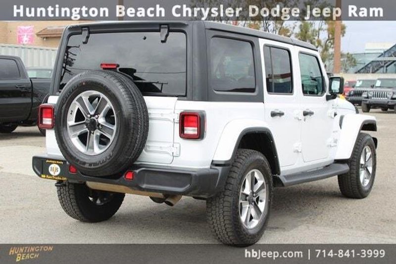 2022 Jeep Wrangler Unlimited SaharaImage 5
