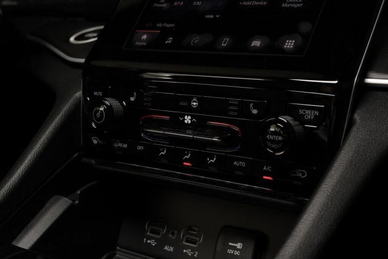2025 Jeep Grand Cherokee LaredoImage 17