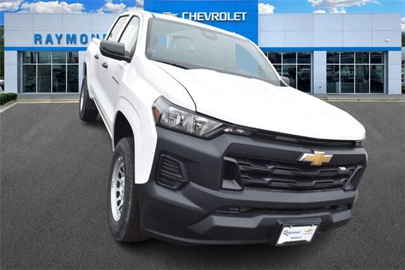 2025 Chevrolet Colorado Work TruckImage 9