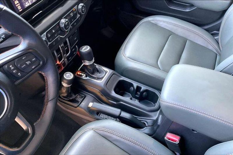 Used 2024 Jeep Gladiator MojaveImage 16