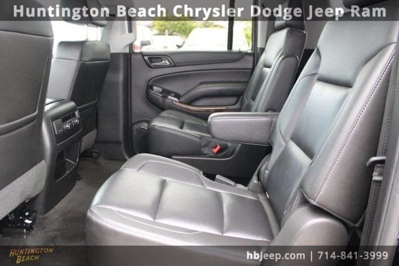 2018 Chevrolet Suburban LTImage 36