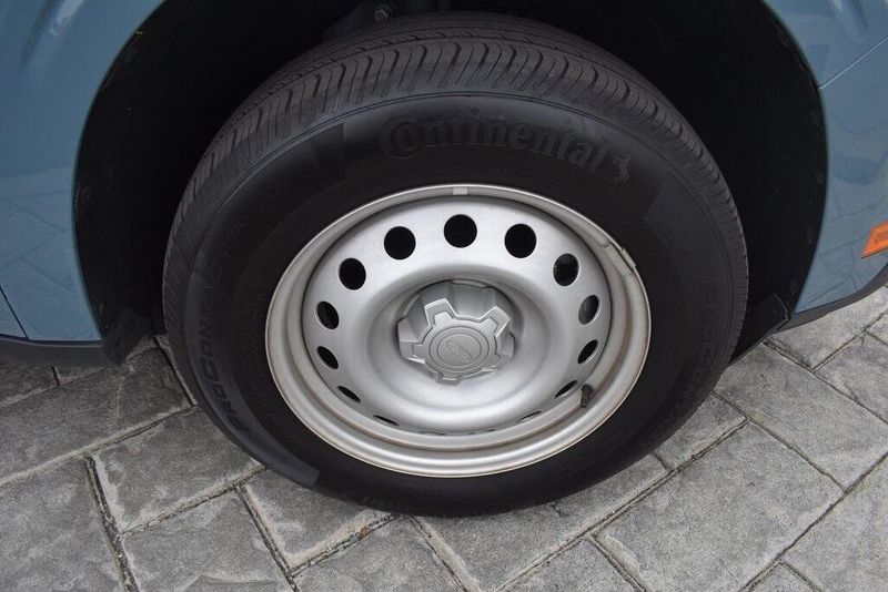 Used 2023 Ford Maverick XLImage 4