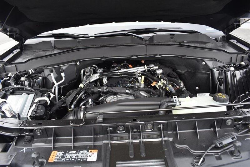 New 2025 Ford Explorer ActiveImage 22