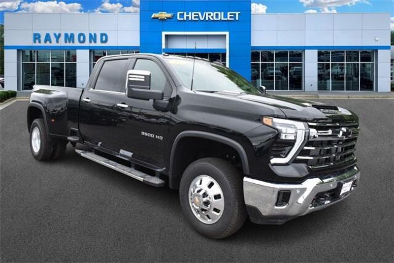 New 2025 Chevrolet Silverado 3500HD LTZImage 10