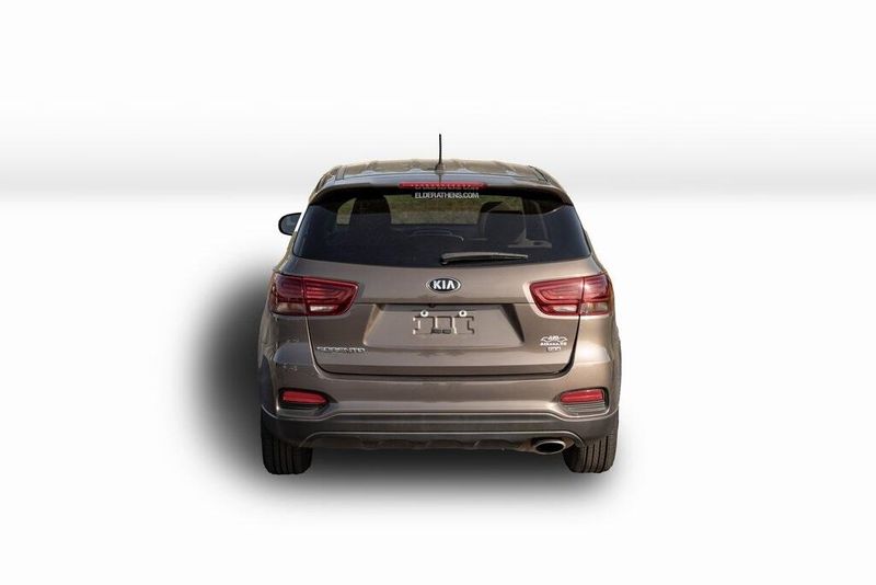 2020 Kia Sorento LXImage 4