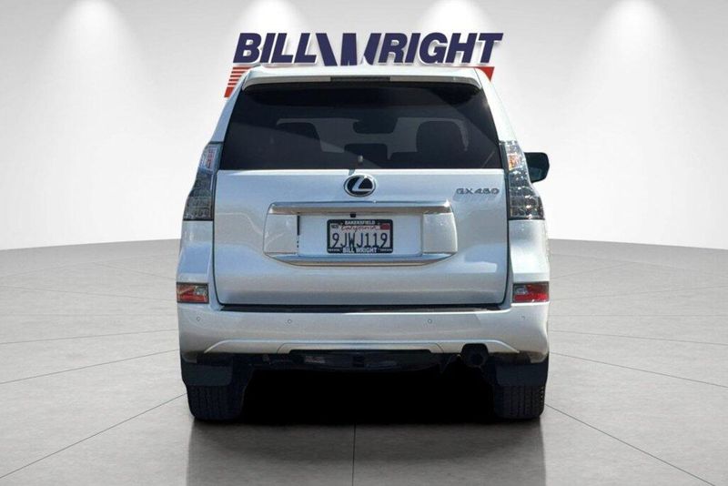 Used 2023 Lexus GX 460Image 4