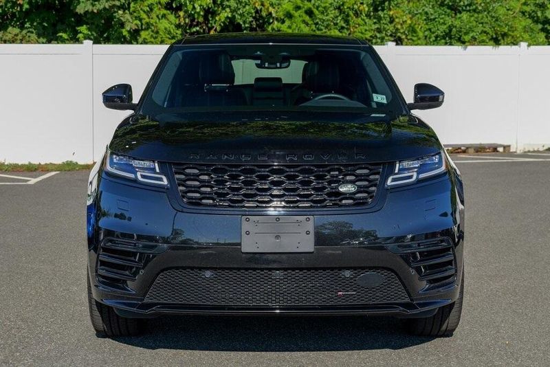 2022 Land Rover Range Rover Velar P250 R-Dynamic S photo 2