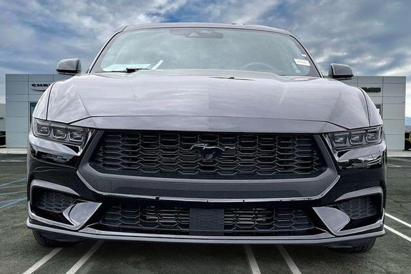 Used 2025 Ford Mustang EcoBoostImage 2