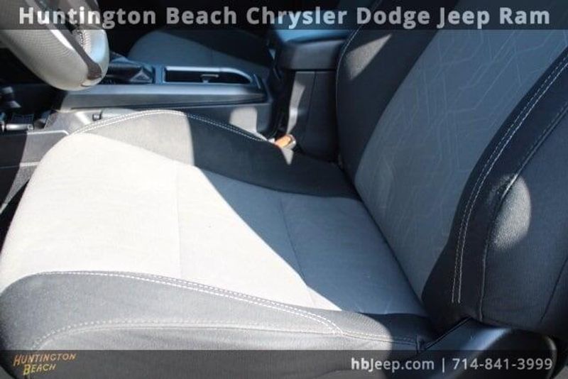 2023 Toyota Tacoma TRD SportImage 39