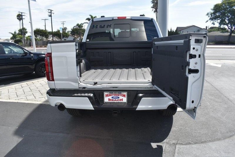 New 2025 Ford F-150 LariatImage 10