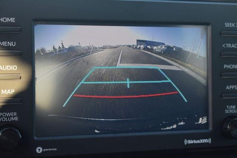 Used 2020 Toyota RAV4 XLEImage 30