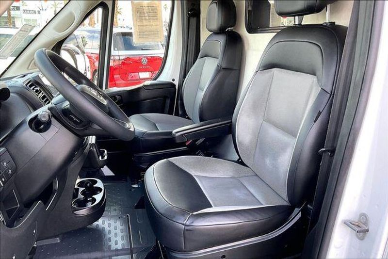 Used 2025 RAM ProMaster 2500 High RoofImage 22