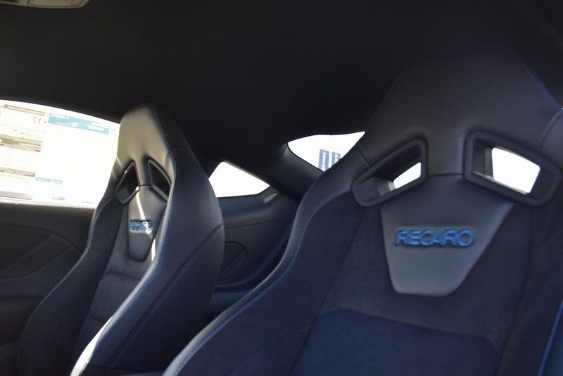2025 Ford Mustang Dark HorseImage 17