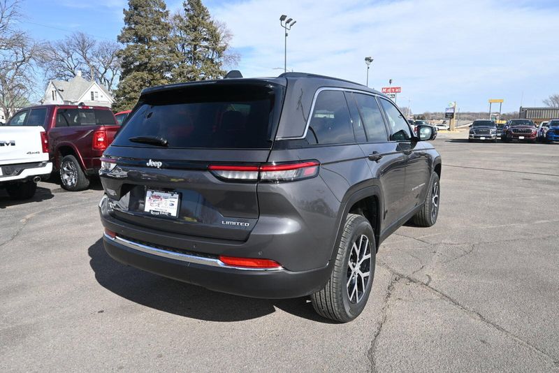 2025 Jeep Grand Cherokee LimitedImage 8