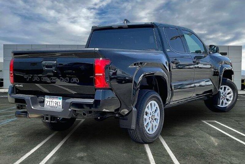 Used 2026 Toyota Tacoma SR5Image 13