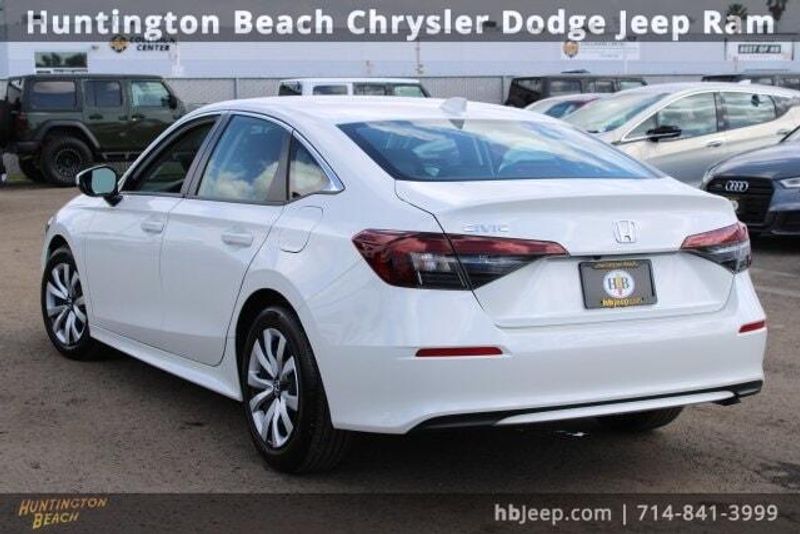 2025 Honda Civic LXImage 3