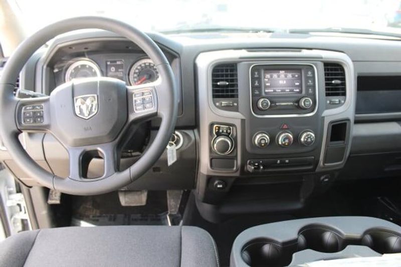 2023 RAM 1500 Classic Tradesman Crew Cab 4x2Image 18