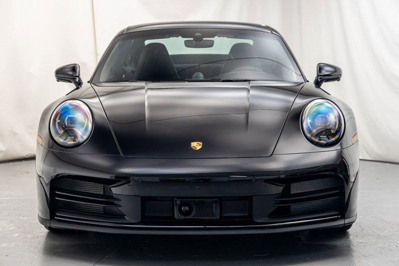 2025 Porsche 911 CarreraImage 8