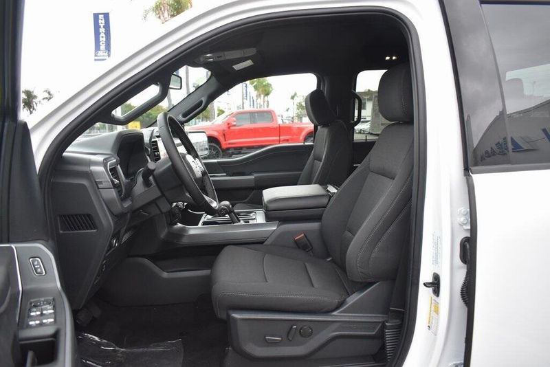 2025 Ford F-150 XLTImage 15