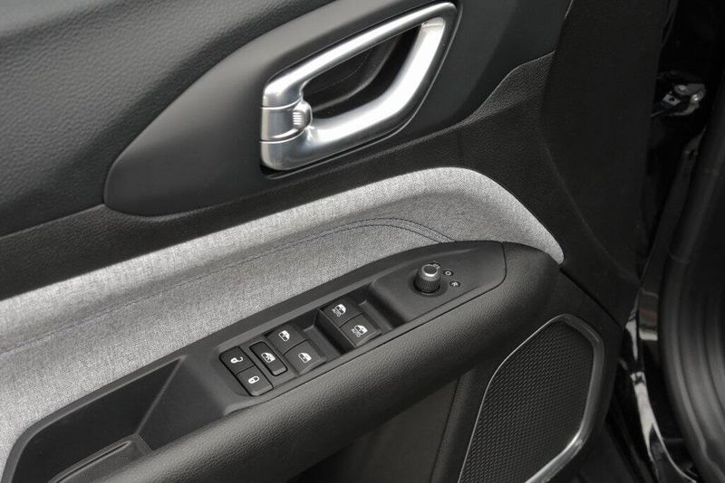 2025 Jeep Compass Latitude 4x4Image 17