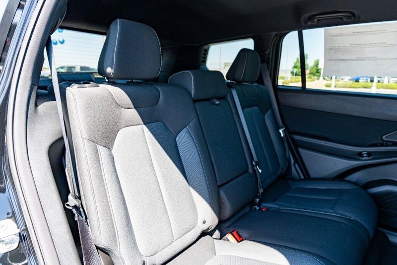 New 2026 Jeep Cherokee LaredoImage 17