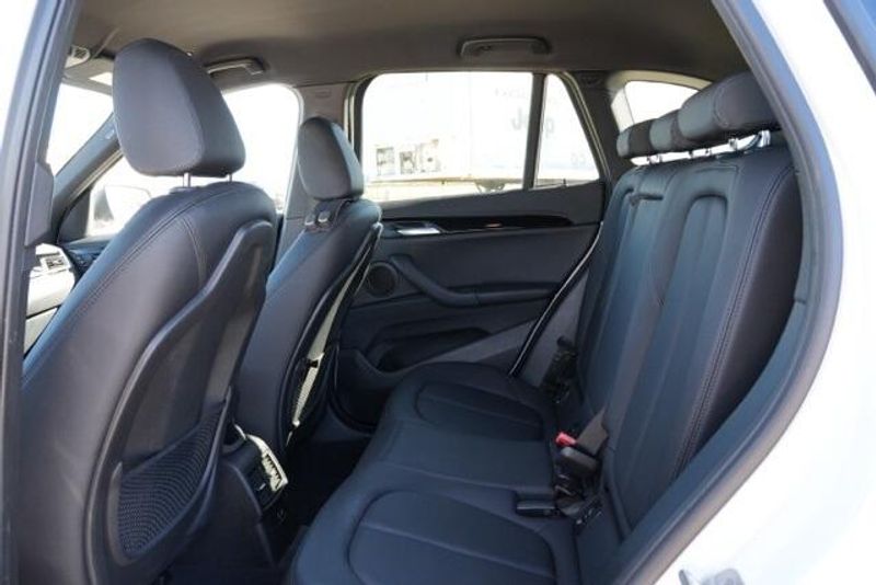 Used 2021 BMW X1 sDrive28iImage 13