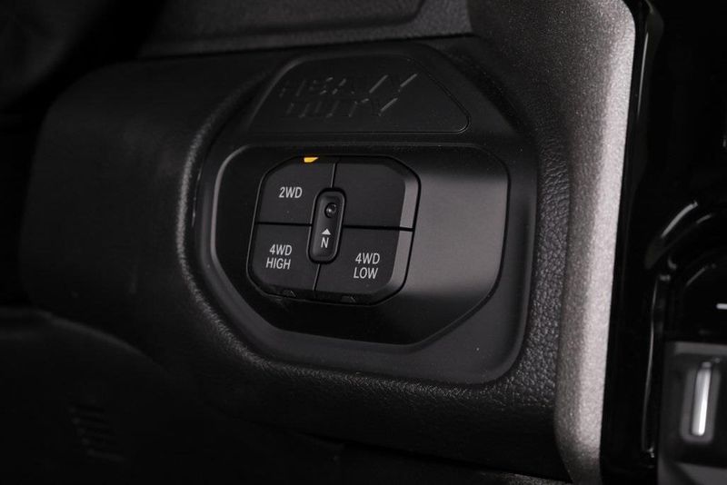 2025 RAM 2500 Tradesman Regular Cab 4x4 8