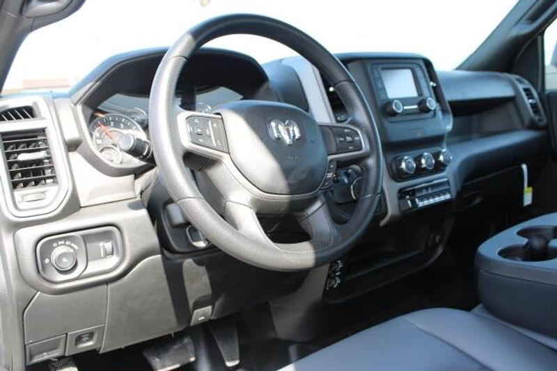 2024 RAM 2500 Tradesman Regular Cab Harbor BodyImage 20