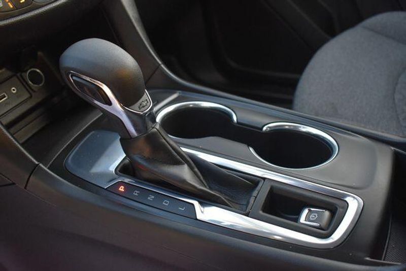 Used 2024 Chevrolet Equinox LTImage 26