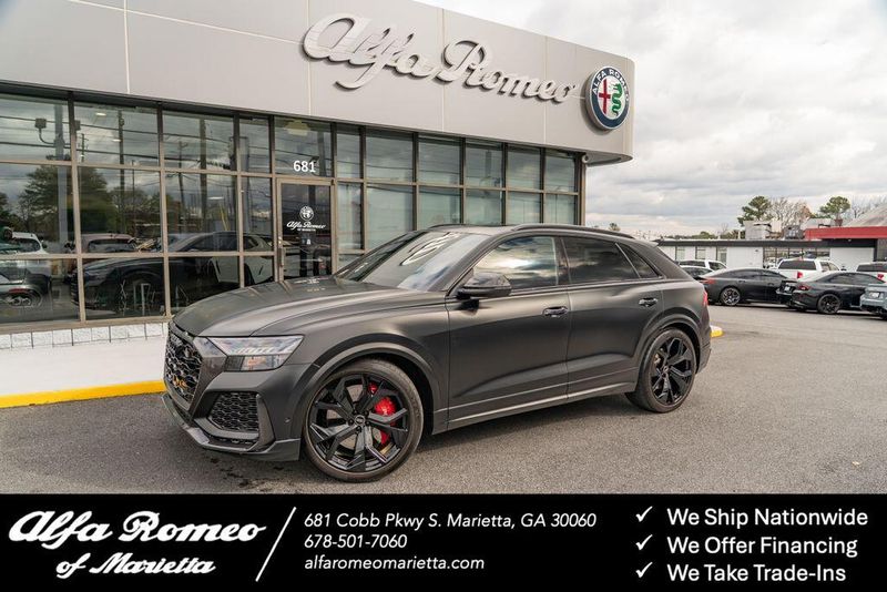 Used 2024 Audi RS Q8 4.0T