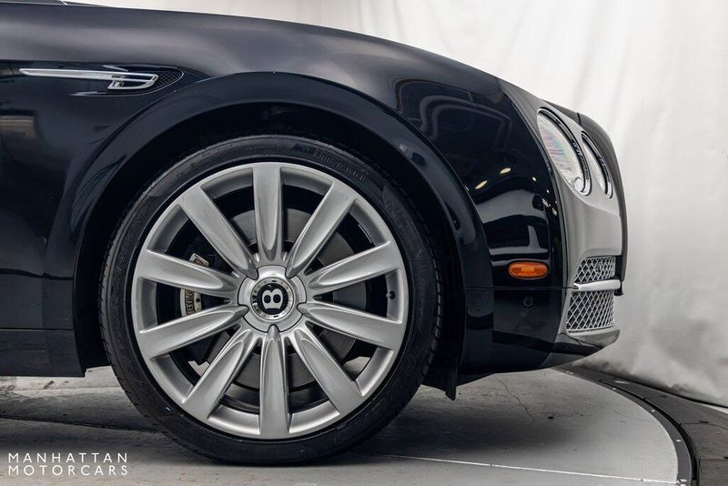 2014 Bentley Flying Spur BaseImage 6