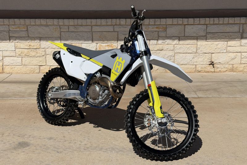 Shop ATVs, UTVs, & More Vehicles | Family Powersports