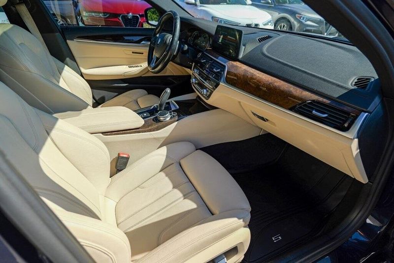 2018 Bmw 540i xDrive photo 32