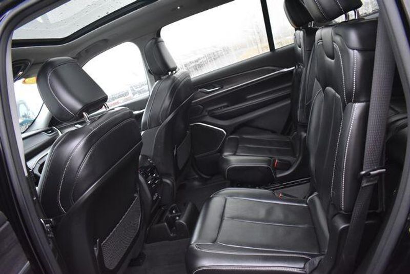 Used 2021 Jeep Grand-Cherokee-L LimitedImage 24