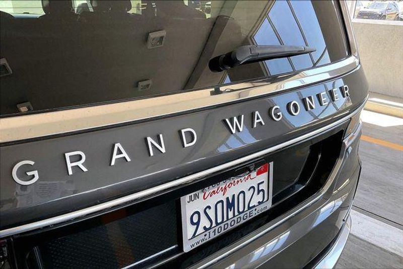 2022 Jeep Grand Wagoneer Series IImage 31
