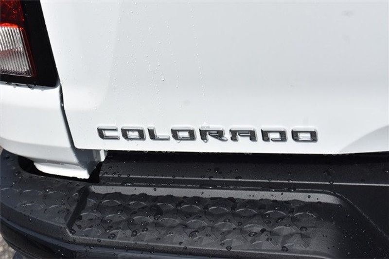 2024 Chevrolet Colorado Work TruckImage 5