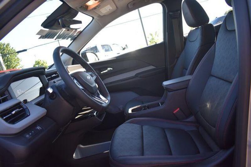 New 2027 Chevrolet Bolt EV RSImage 22