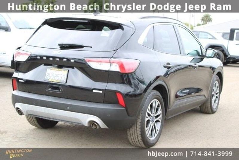 2020 Ford Escape SELImage 5
