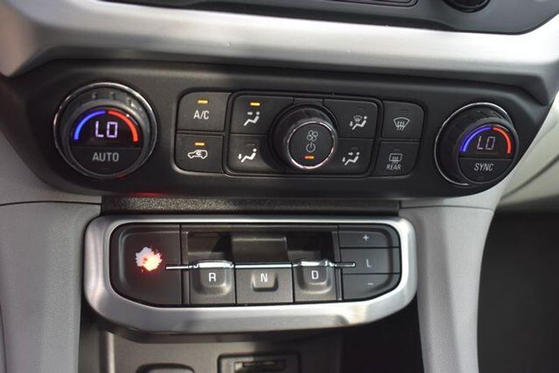 Used 2020 GMC Acadia SLTImage 36