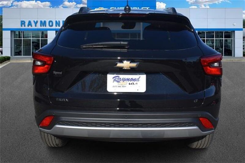 2025 Chevrolet Trax LTImage 4