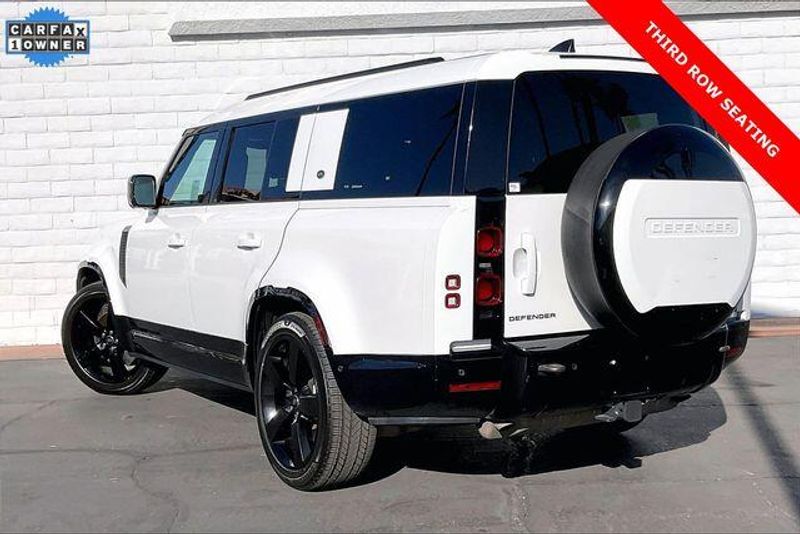 Used 2024 Land Rover Defender X-Dynamic SEImage 10