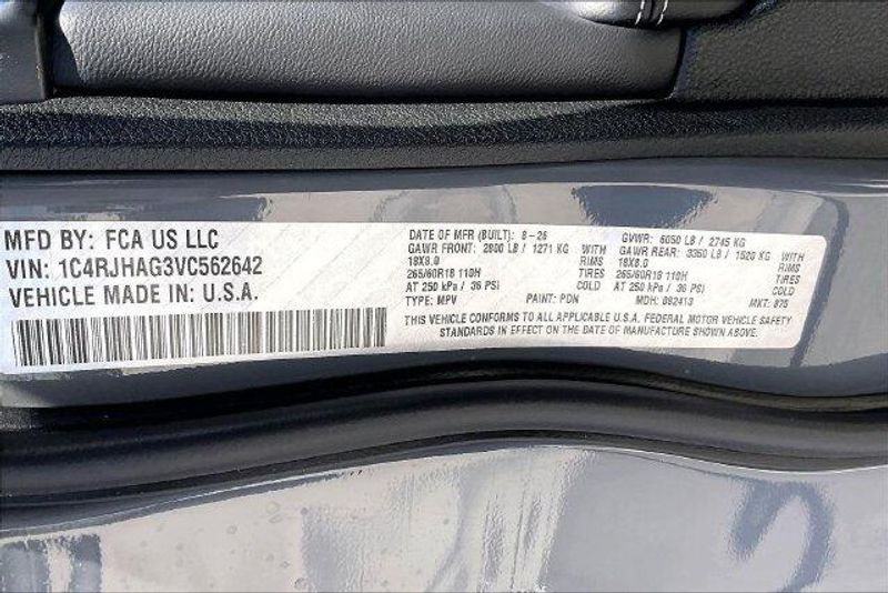 New 2027 Jeep Grand Cherokee Laredo X 4x4Image 15