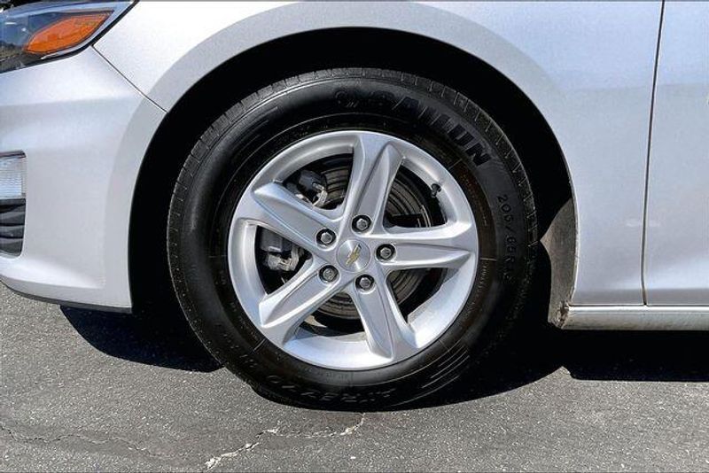 Used 2022 Chevrolet Malibu LTImage 8