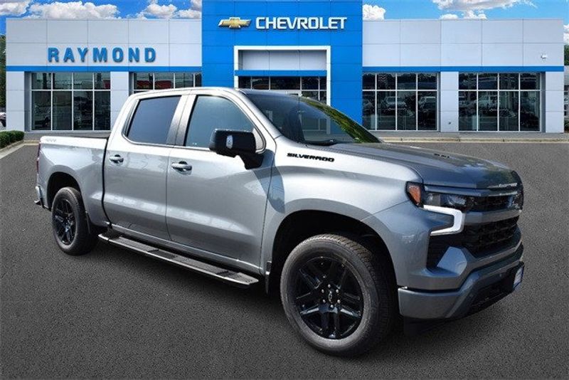 2024 Chevrolet Silverado 1500 RSTImage 1