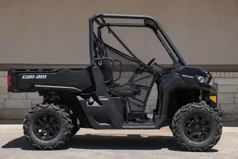2025 CAN-AM DEFENDER DPS HD10 STEALTH BLACK 