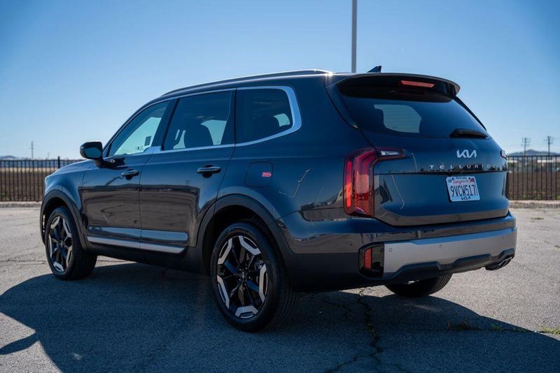 Used 2025 Kia Telluride SImage 5