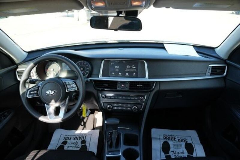 Used 2019 Kia Optima LXImage 15